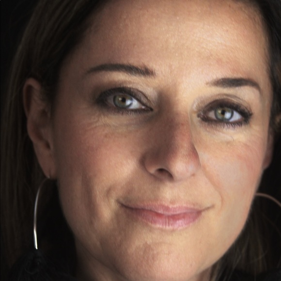 Meet Your Posher - Picture 1 of 1